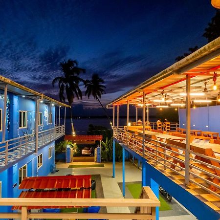 Bon Voyage Sea View Hostel Вагатор Екстериор снимка