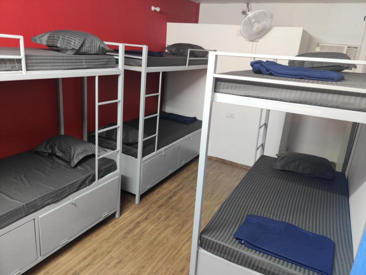 Bon Voyage Sea View Hostel Вагатор Екстериор снимка