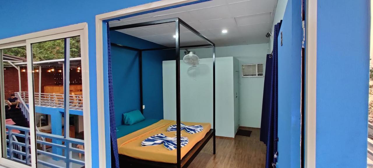 Bon Voyage Sea View Hostel Вагатор Екстериор снимка