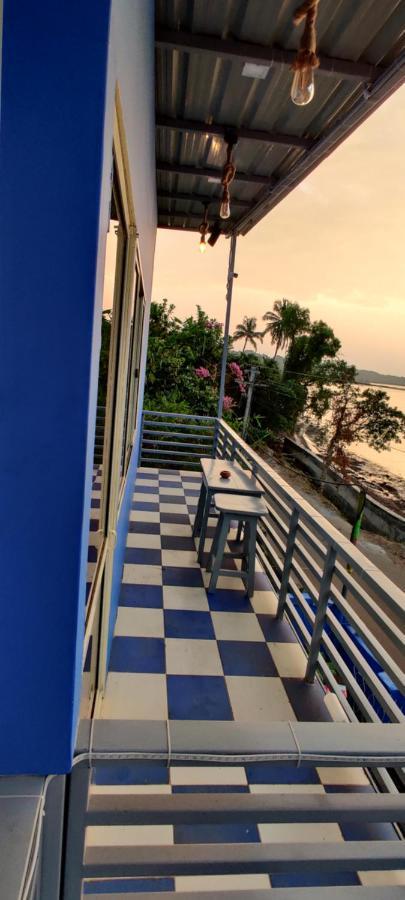 Bon Voyage Sea View Hostel Вагатор Екстериор снимка
